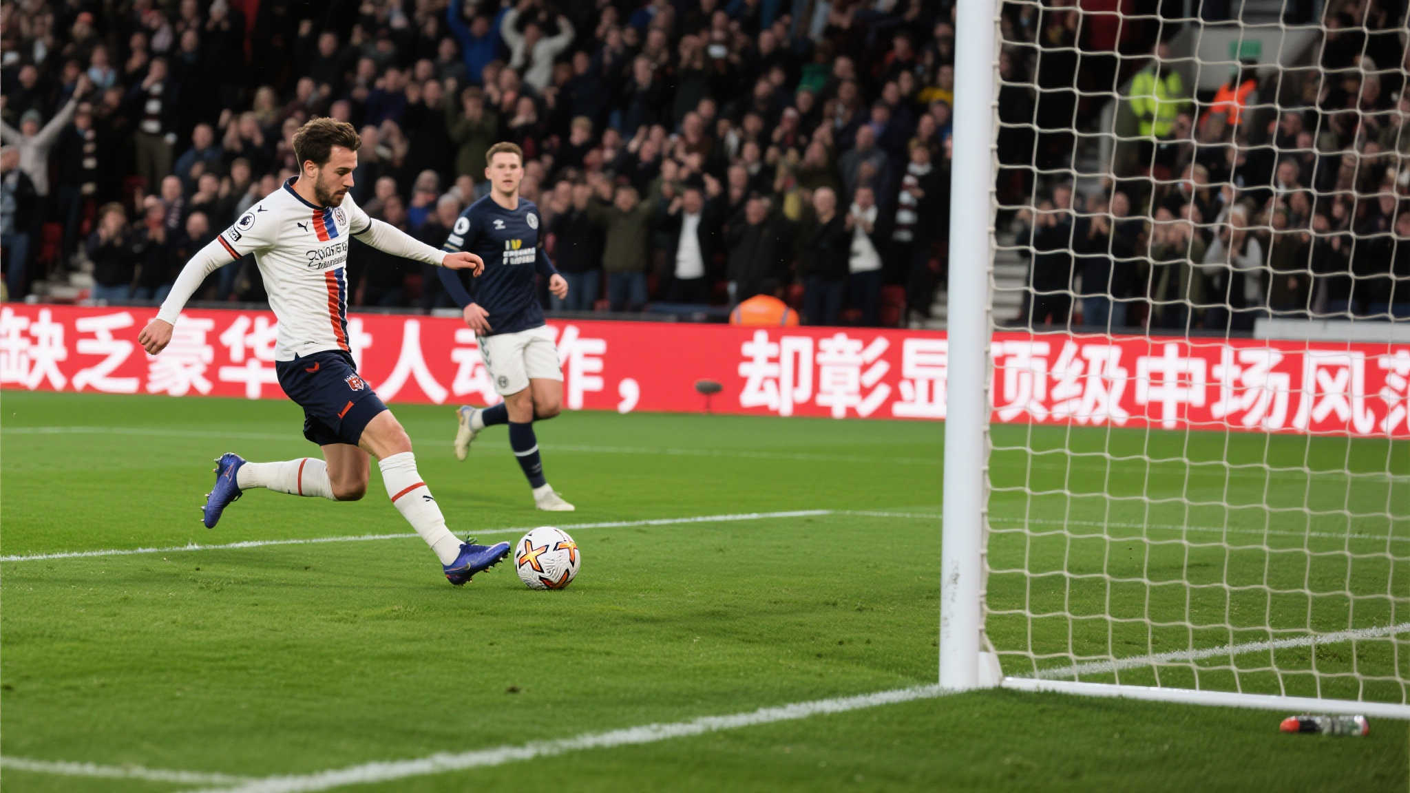 这一幕引爆现场观众热情，同时也激发线上讨论。不少人